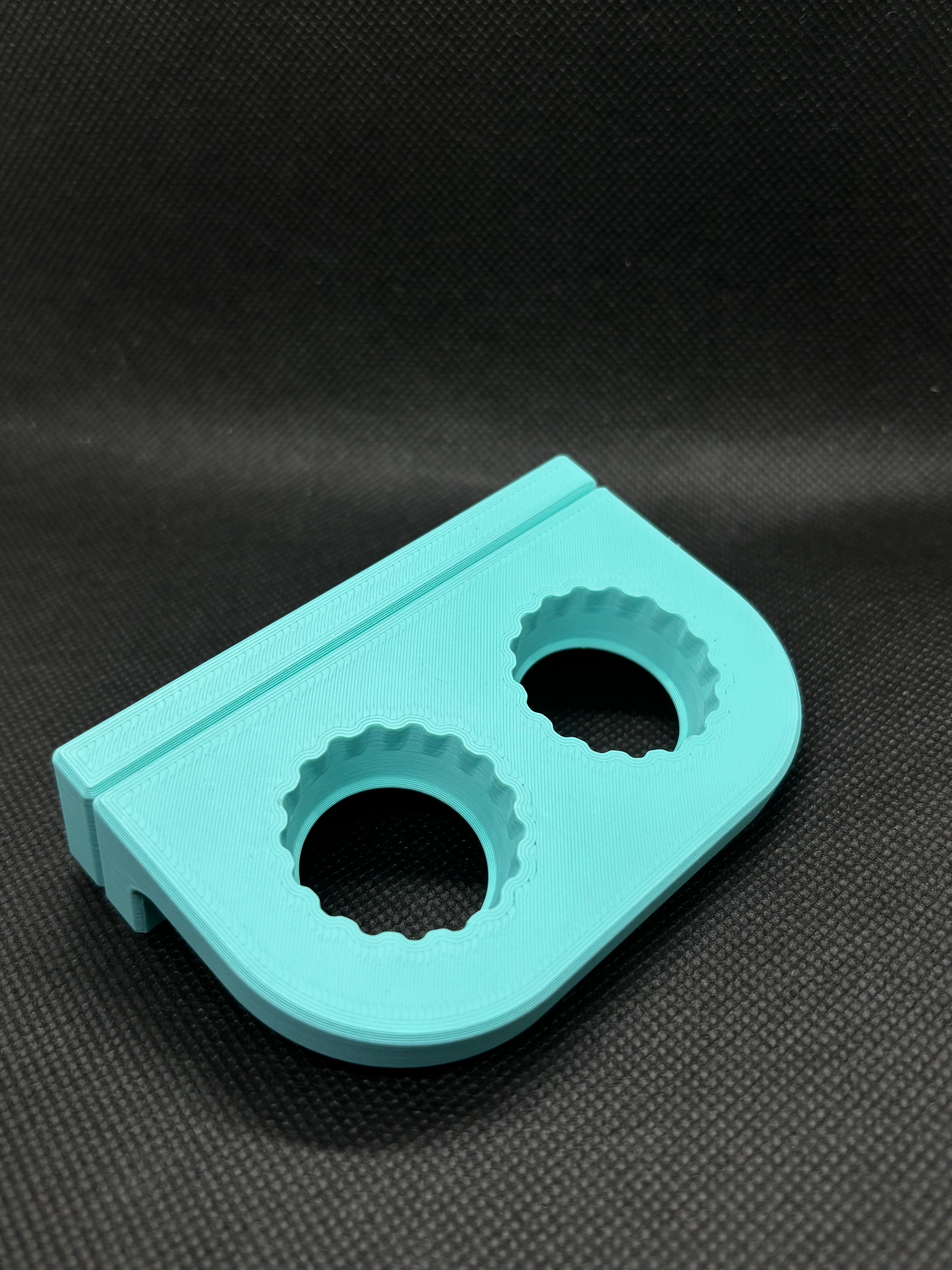 Magnetic Double Bottle Cap Feeding Ledge