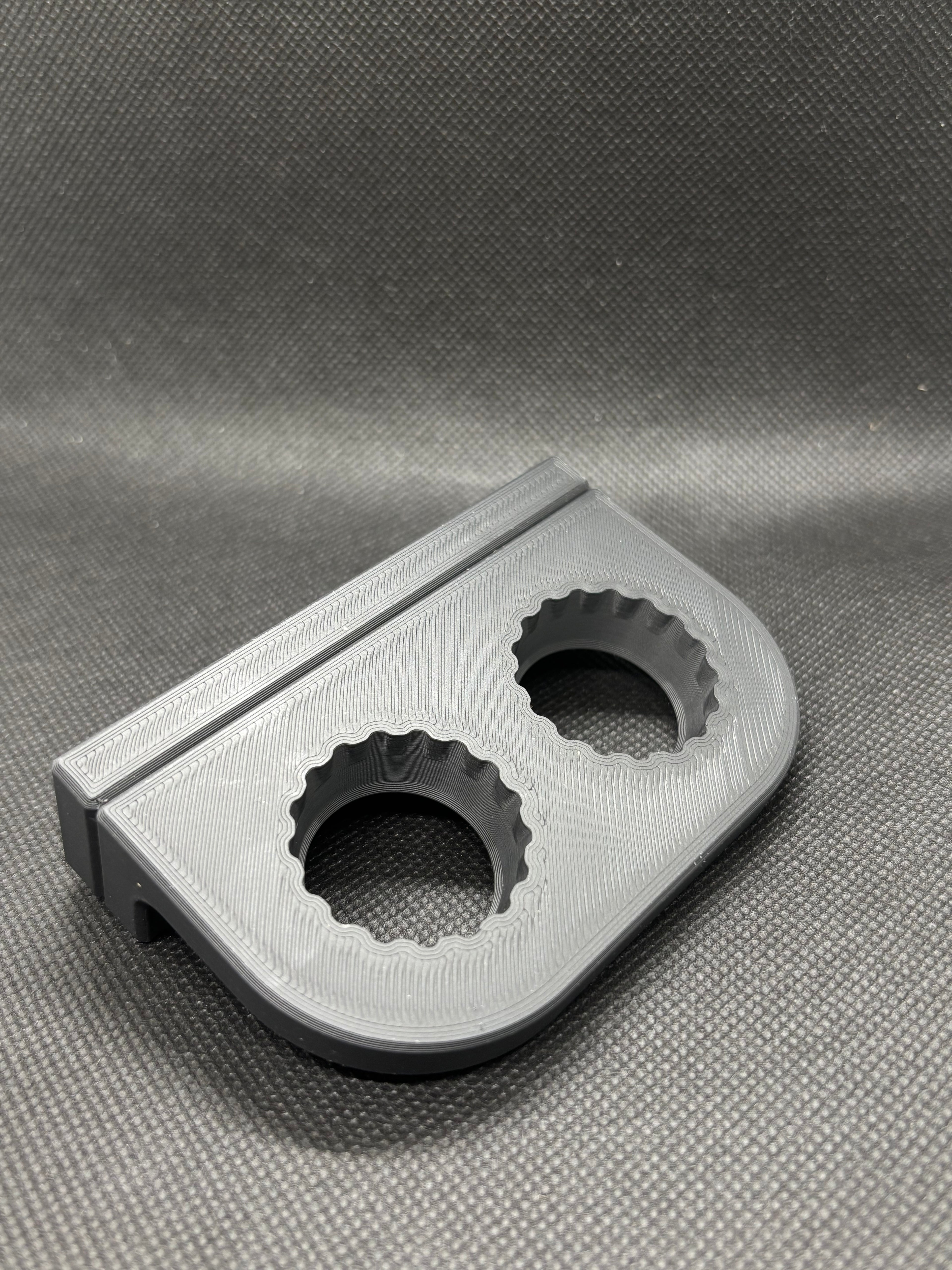 Magnetic Double Bottle Cap Feeding Ledge