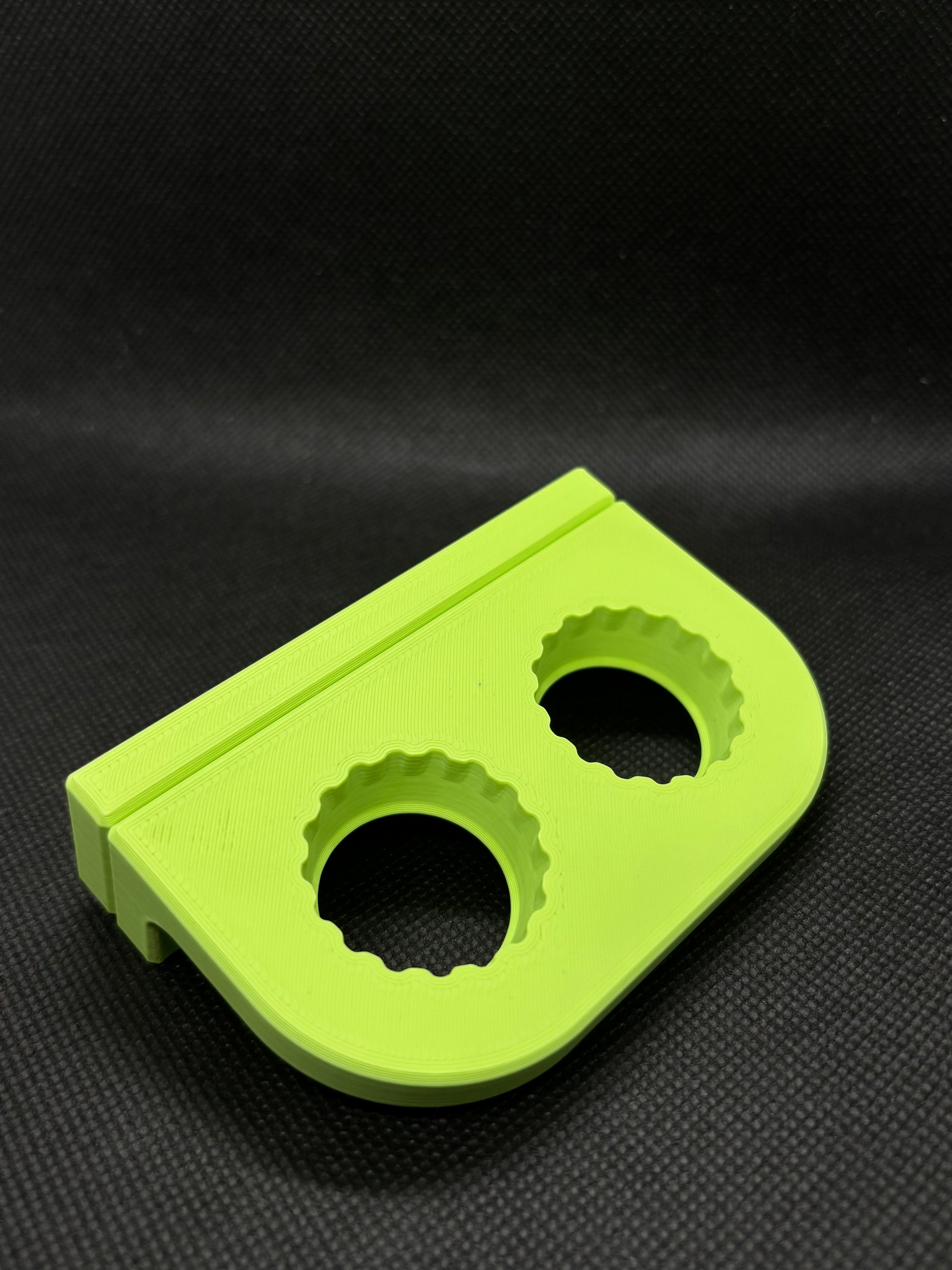 Magnetic Double Bottle Cap Feeding Ledge