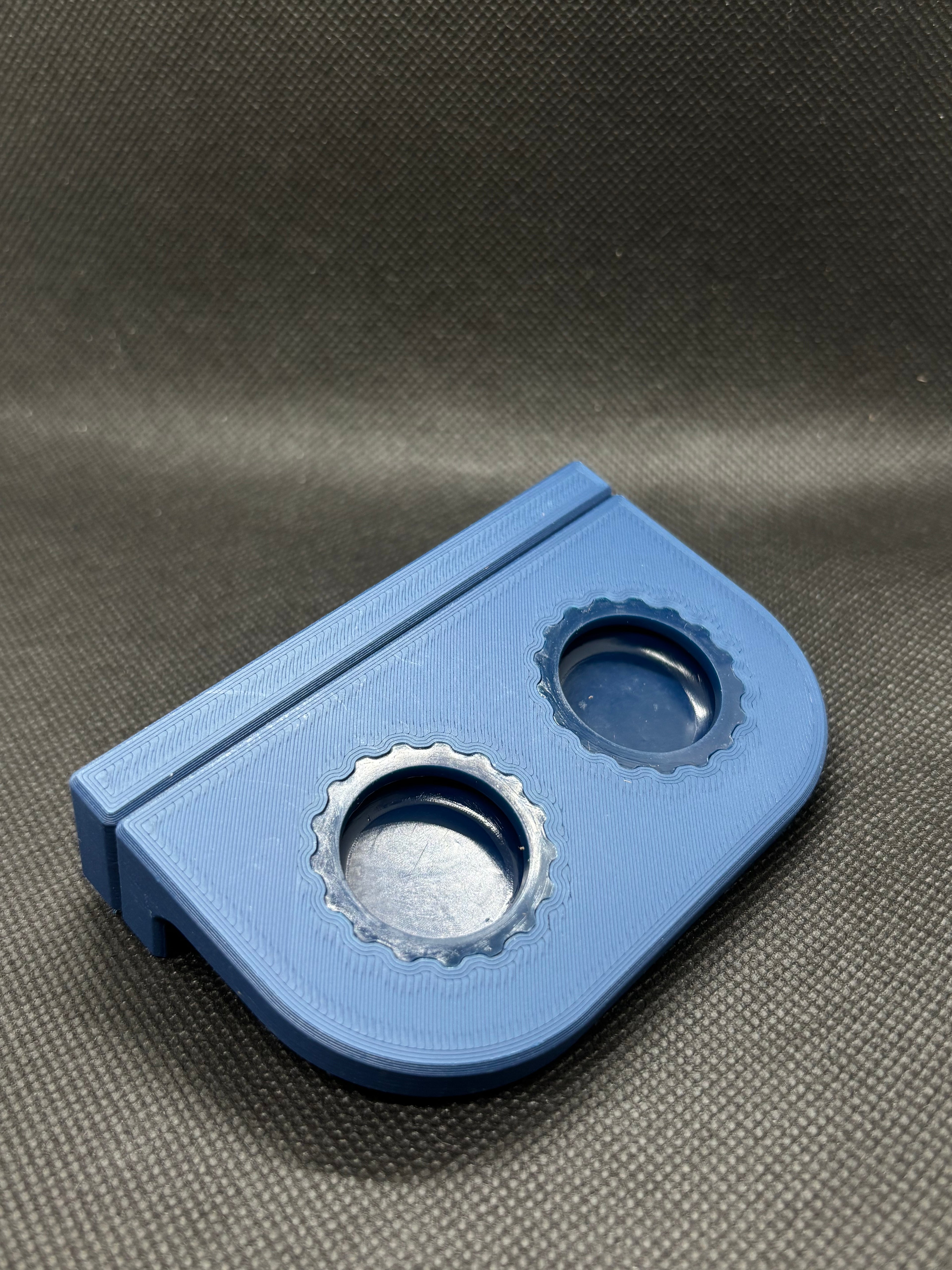 Magnetic Double Bottle Cap Feeding Ledge w/ Caps