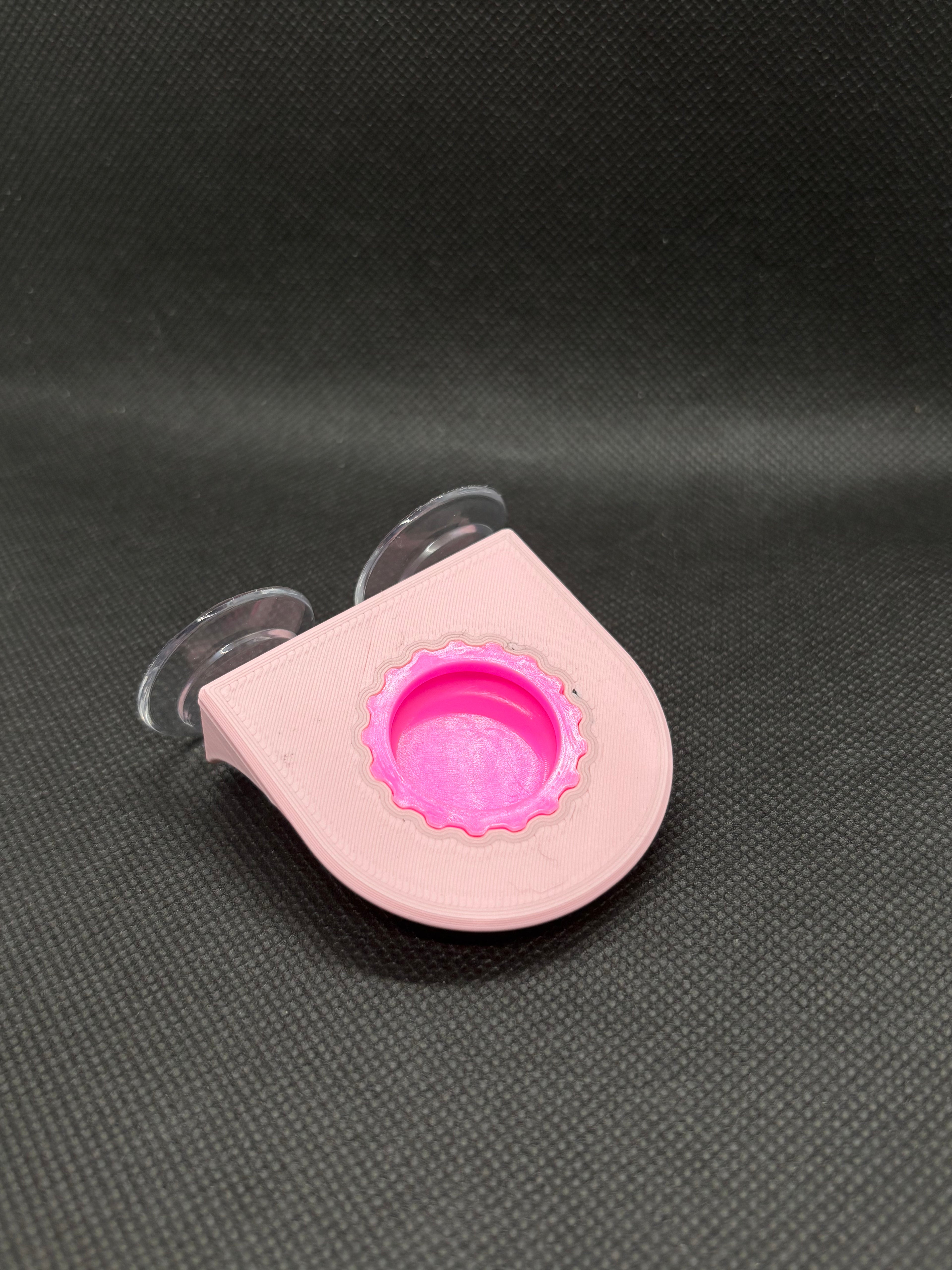 Suction Cup Single Bottle Cap Feeding Ledge w/ Cap
